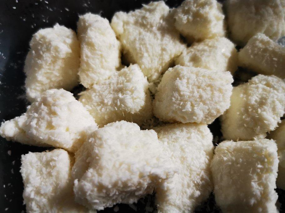 比85℃好吃百倍的椰蓉牛奶小方