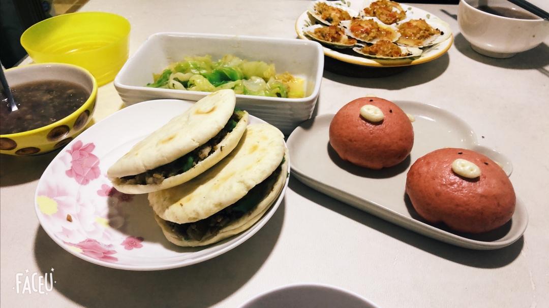 肉夹馍（肉+馍的做法）