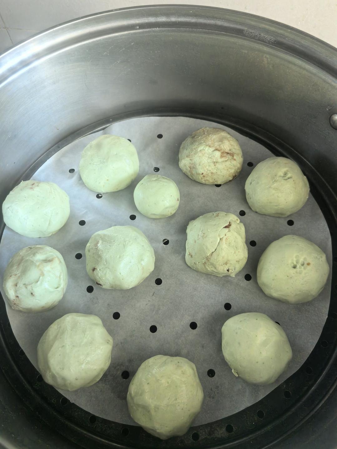 清明必吃的艾草青团