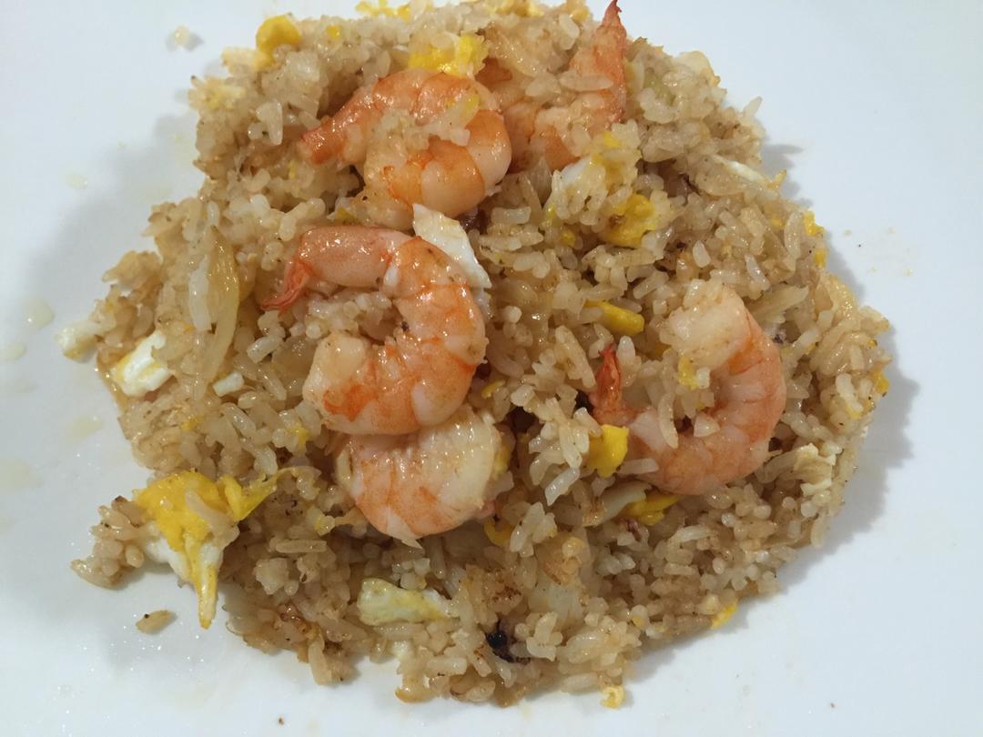 鲜虾炒饭