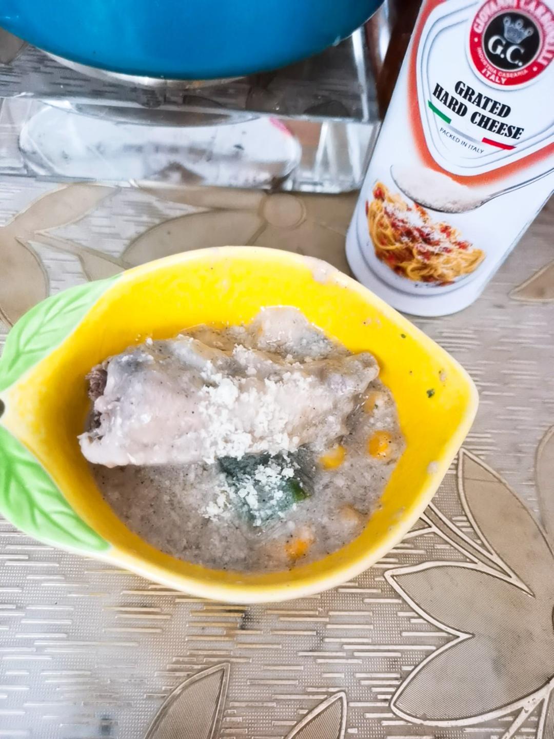 超惊艳奶油蘑菇汤(牛奶版本)