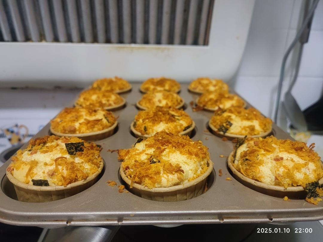 超级松软的香葱肉松火腿杯子蛋糕，不塌陷不回缩，料足巨好吃