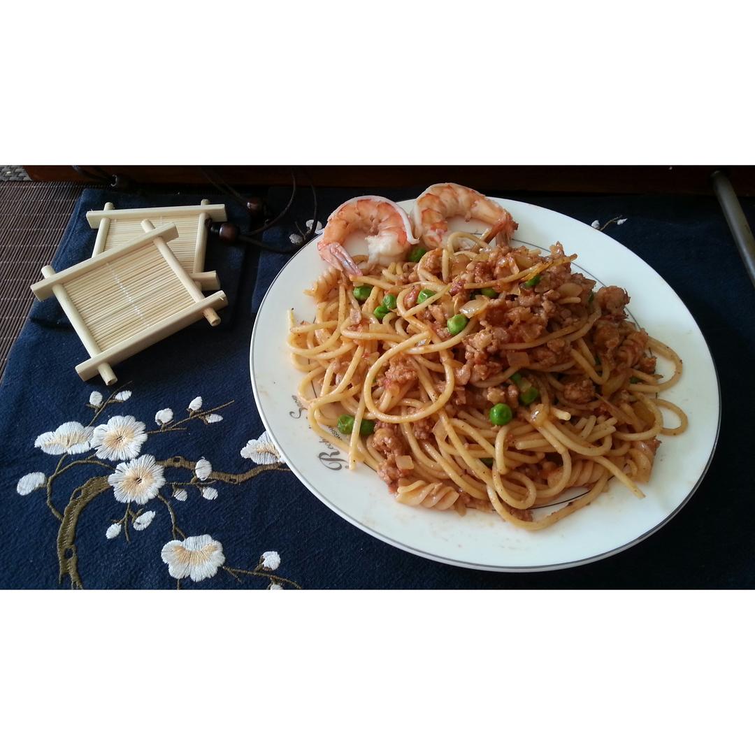 番茄肉酱意大利面