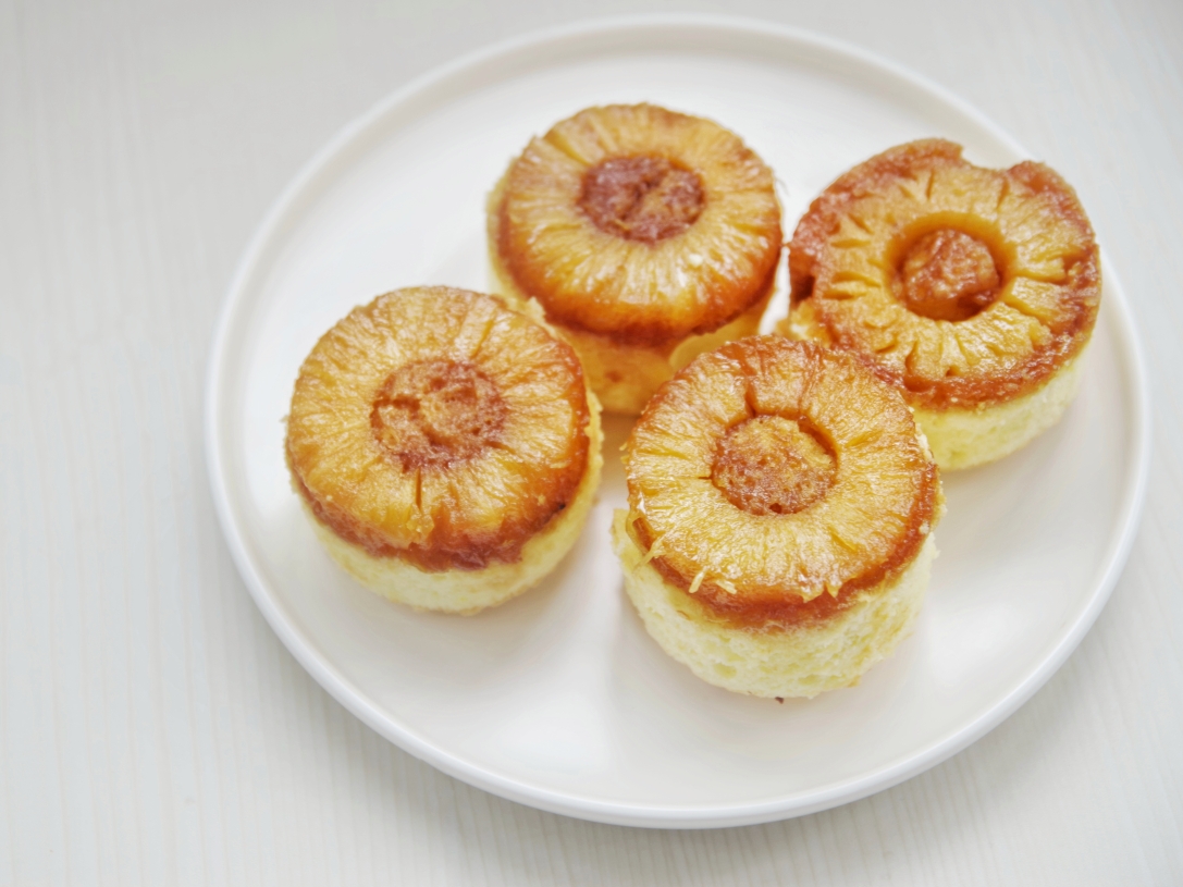 日式菠萝反转蛋糕Pineapple upside-down cake的做法