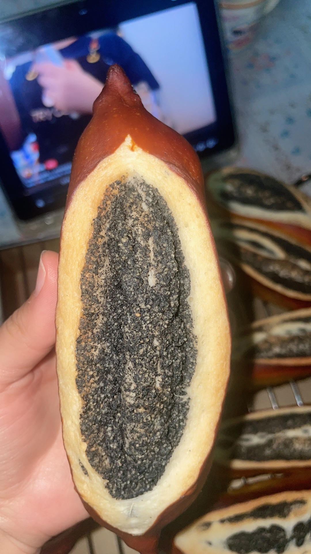 碱水系列又更新啦！香浓的黑芝麻碱水棒