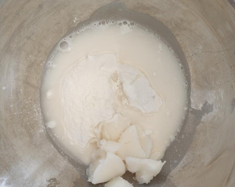 纯奶手撕吐司的做法 步骤1