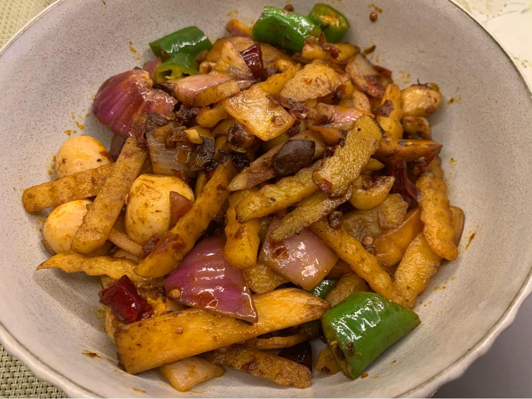 麻辣炒墨鱼仔（干锅墨鱼仔）