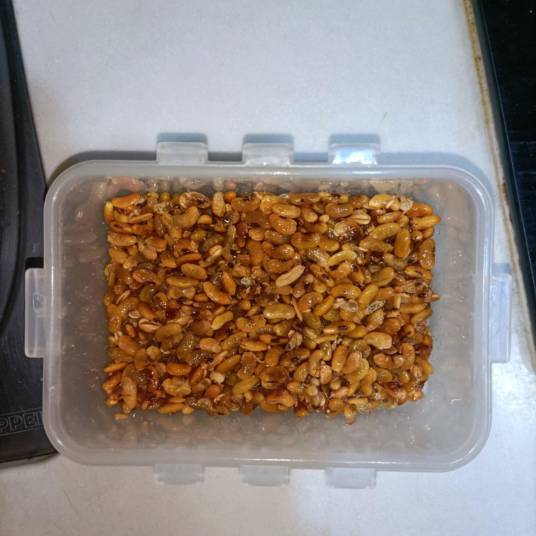 酥黄豆