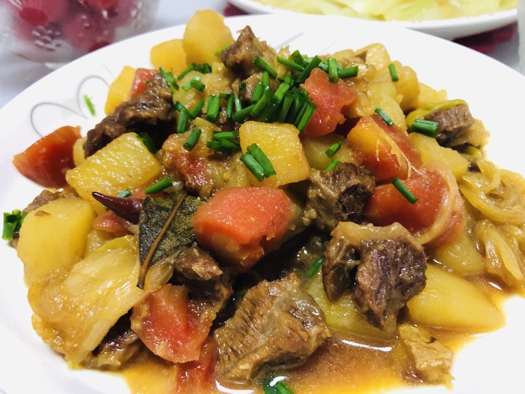 红烧牛肉土豆 （独家秘制）