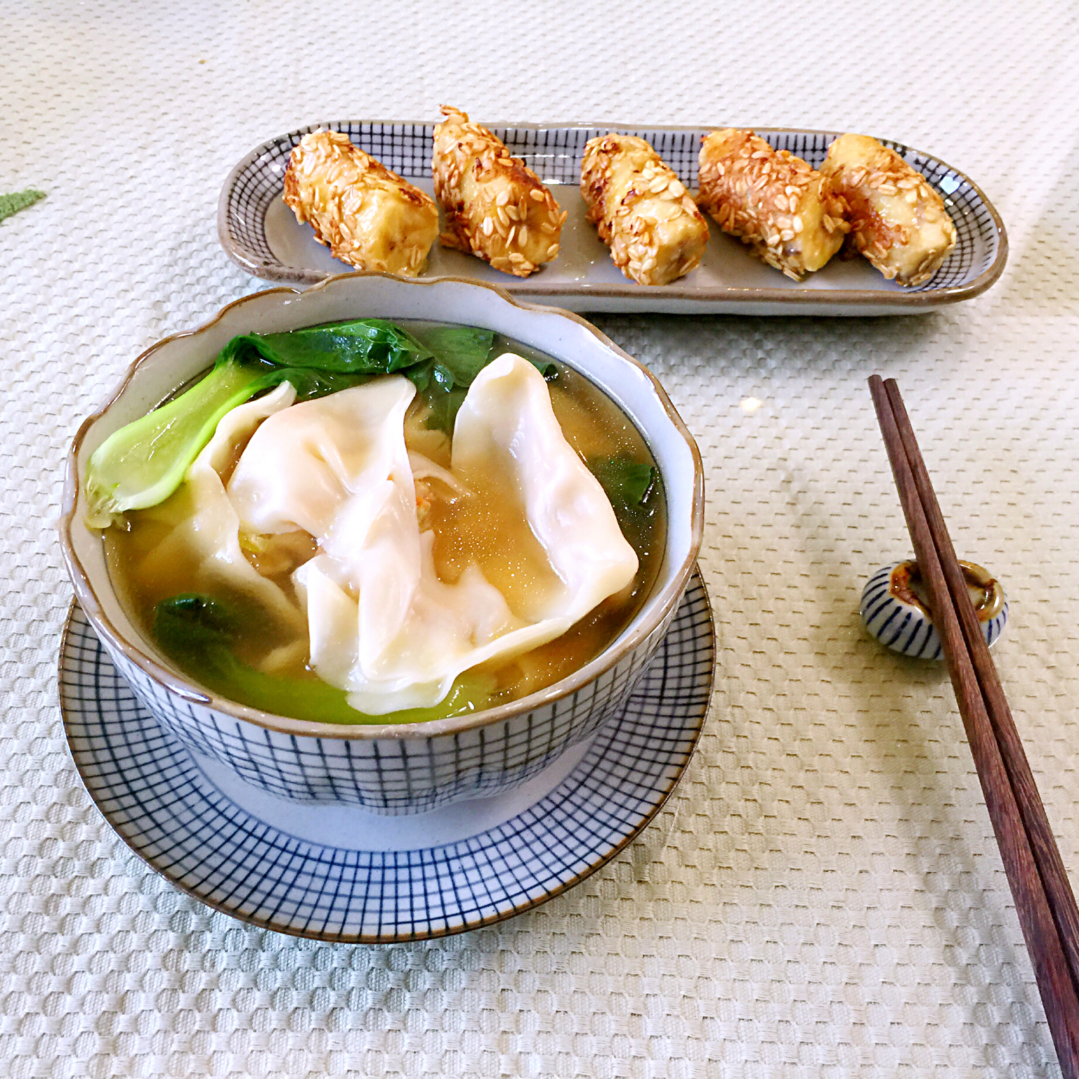 芹菜胡萝卜猪肉水饺