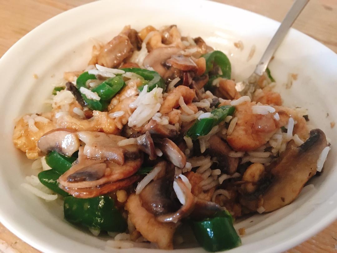 香菇炒肉，超级下饭哦