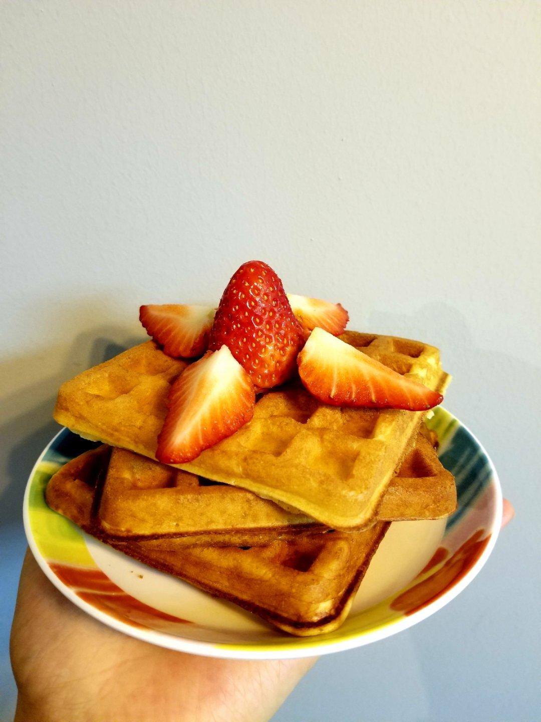 【视频食谱】酵母版脆脆华夫饼