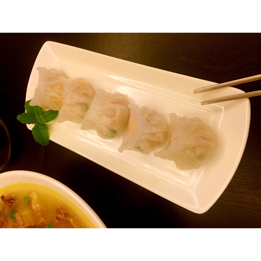 弯梳虾饺
