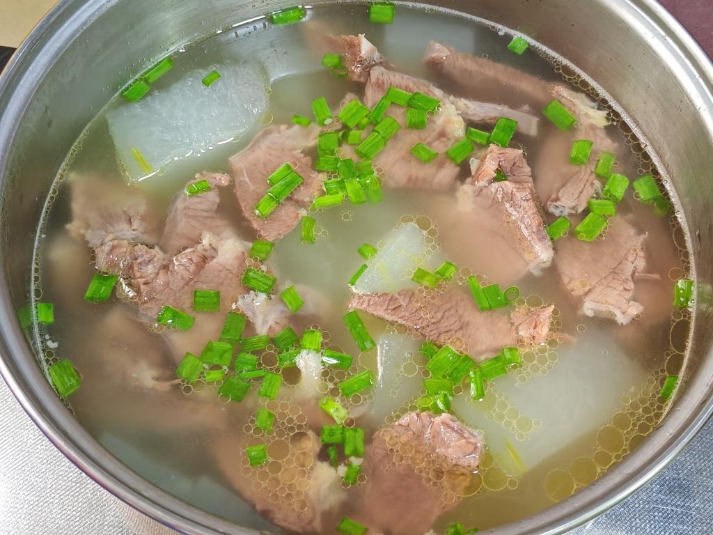 夏日减肥～冬瓜牛肉汤