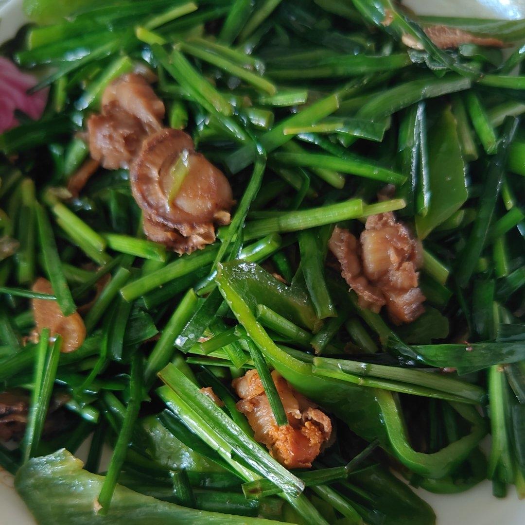 扇贝肉炒韭菜