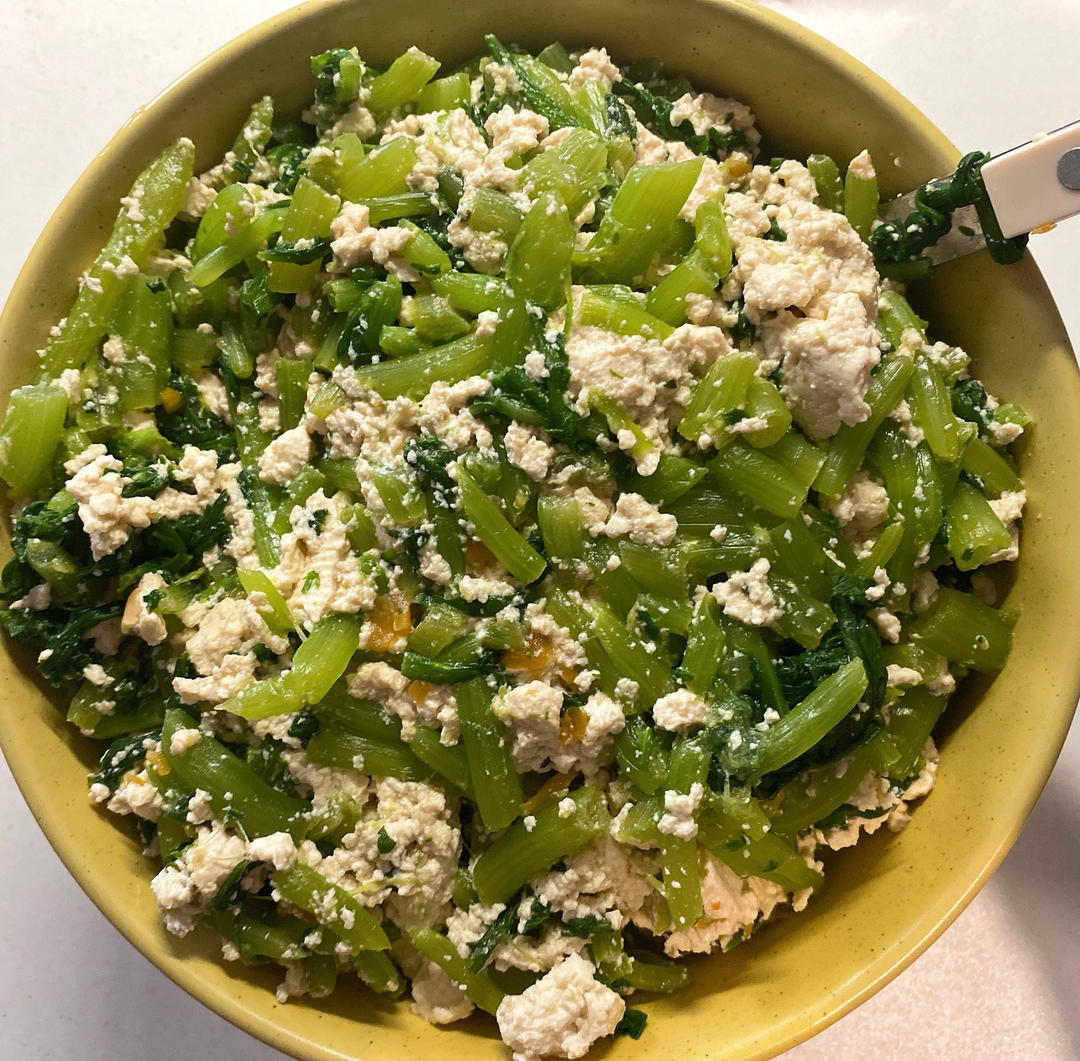 【曼食慢语】茼蒿拌豆腐