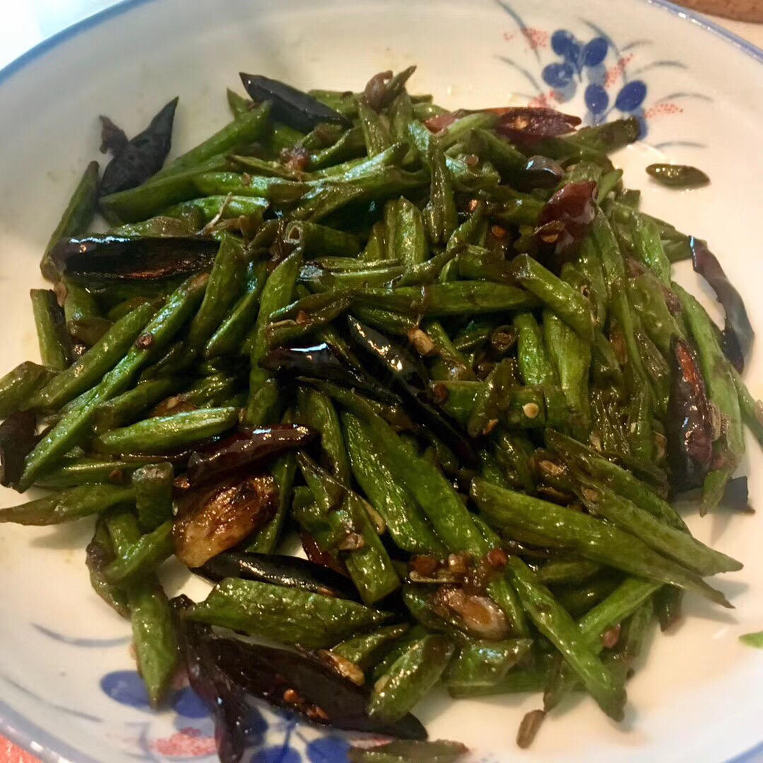 强烈推荐🔥非常下饭的😜“干辣椒爆炒豇豆”