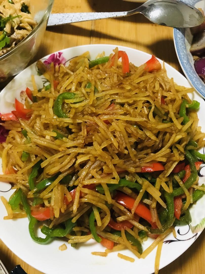 找猴的猫做的老干妈青椒土豆丝