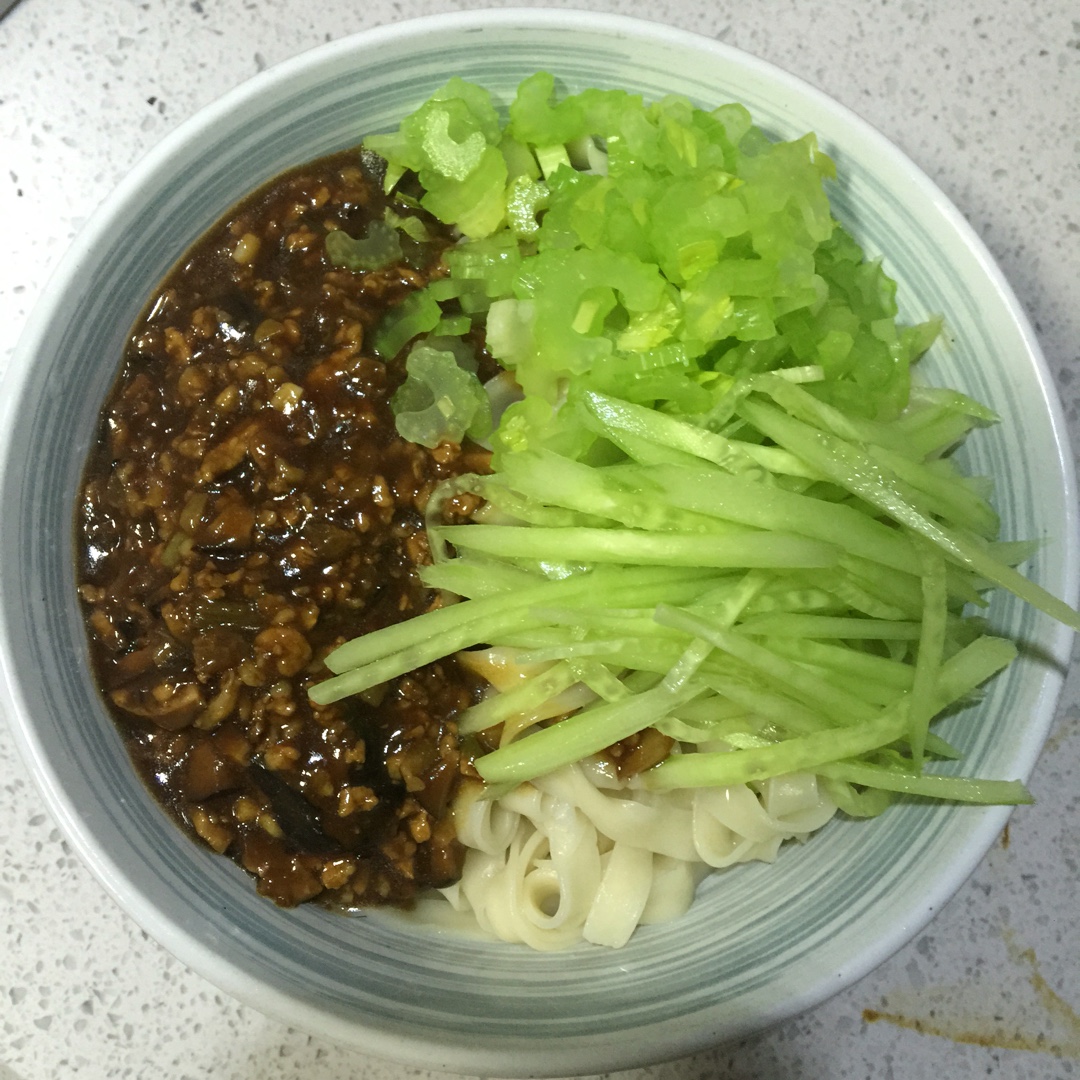 炸酱面