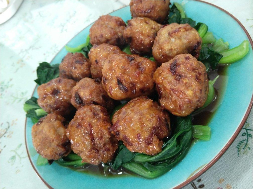红烧肉丸