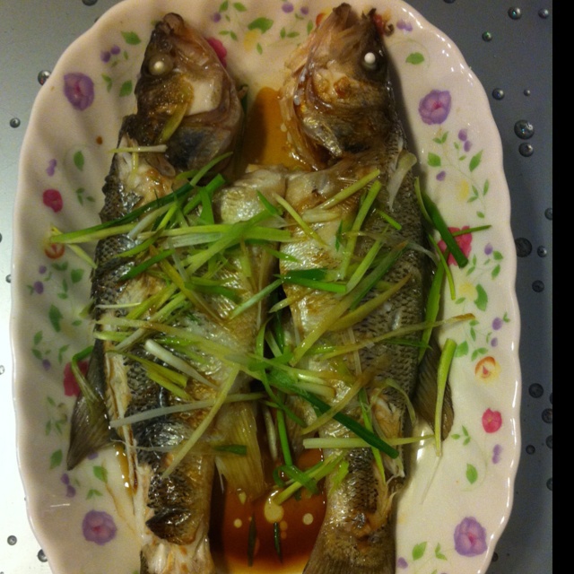清蒸鲈鱼