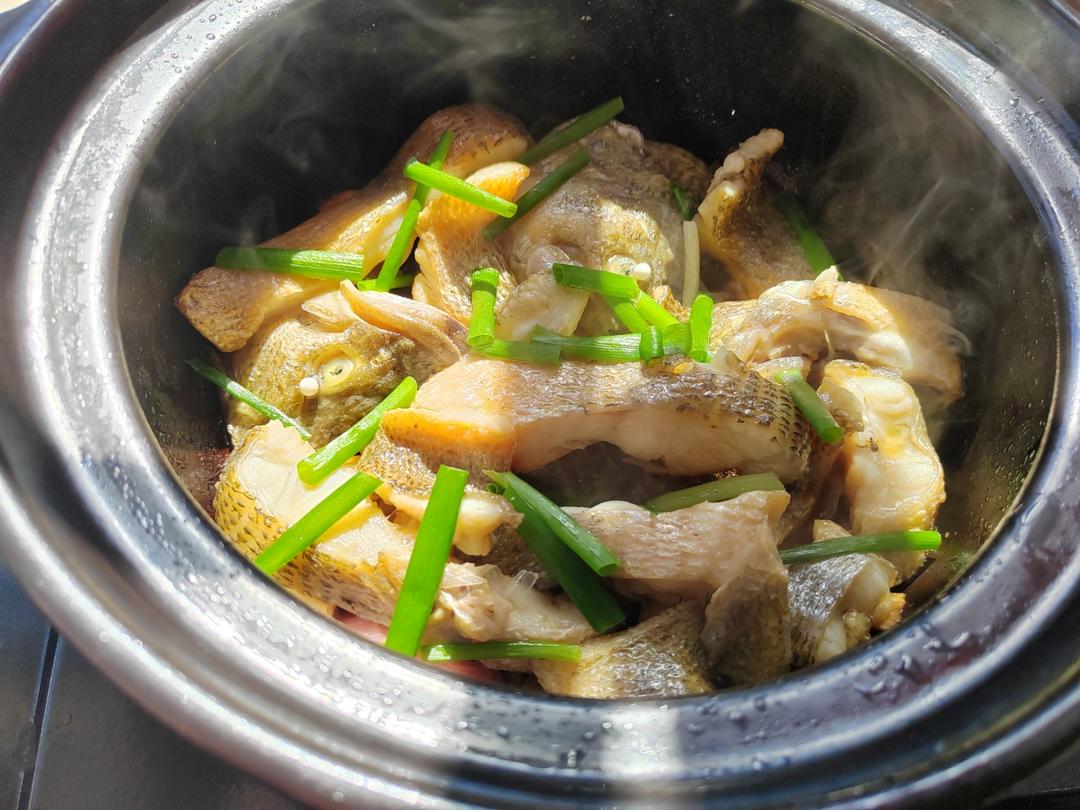 葱香焗鲈鱼