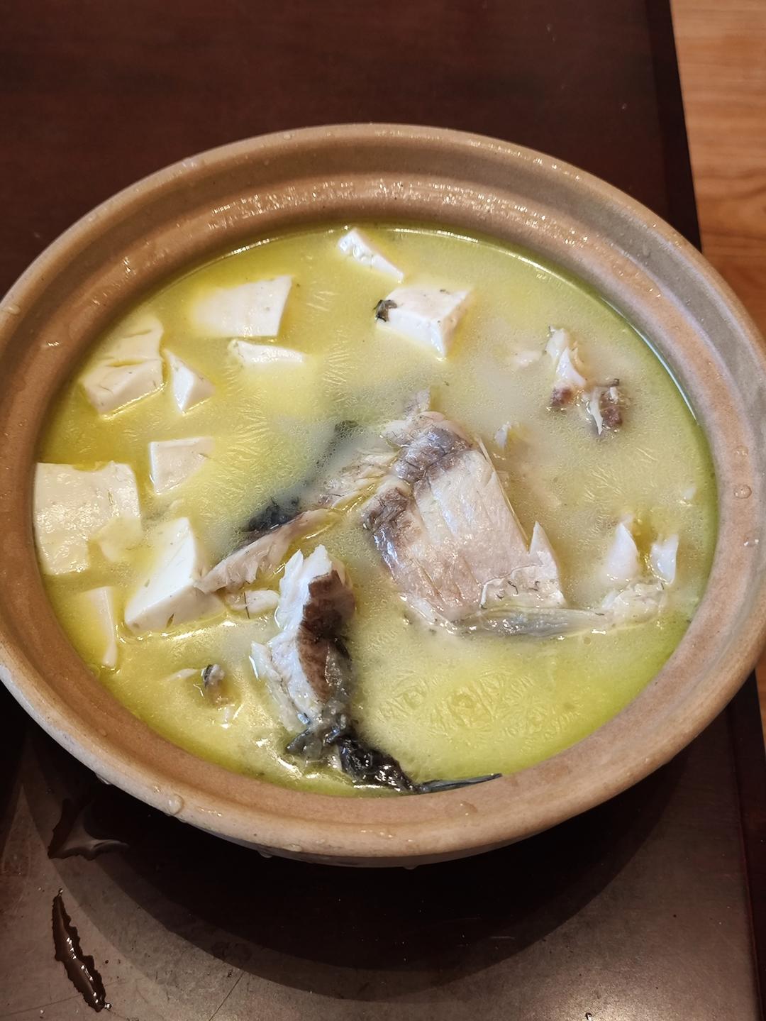 奶白鲫鱼豆腐汤|一条鱼最后的温柔
