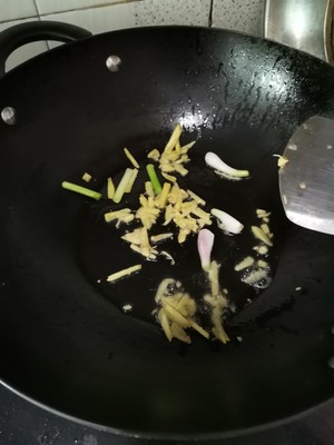 惹味的姜葱鲩鱼腩的做法步骤图 怎么做好吃 累宝宝 下厨房 惹味的姜葱鲩鱼腩的做法步骤图 怎么做好吃 累宝宝 下厨房