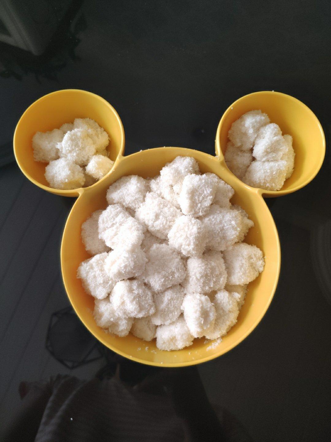 完胜85度C牛奶椰丝小方