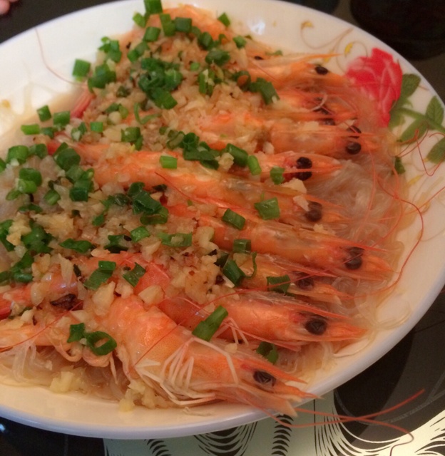 蒜蓉粉丝蒸大虾