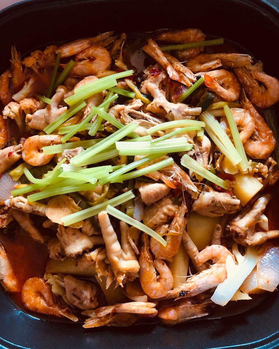 胖哥俩鸡爪鸡翅虾煲