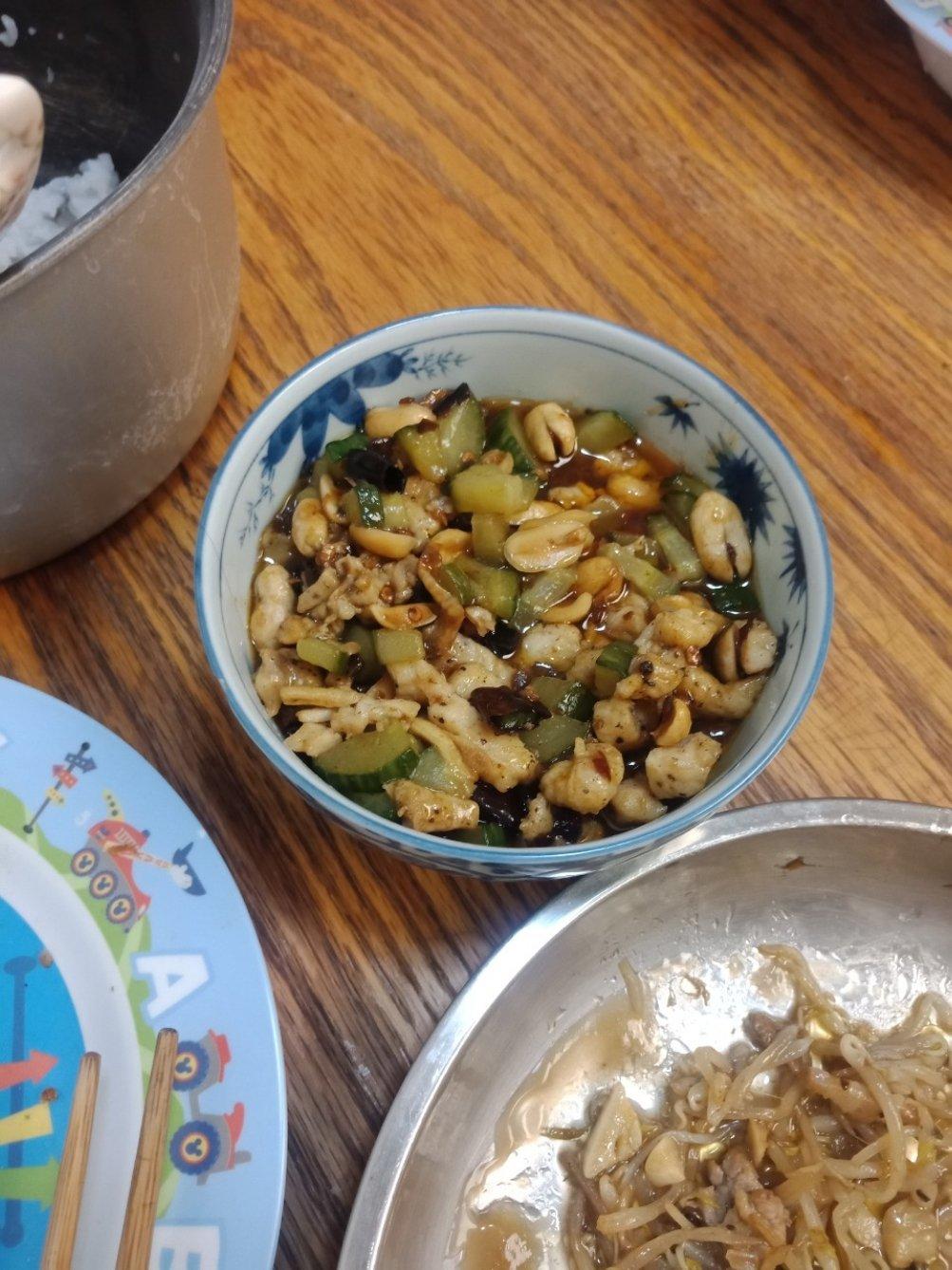 自研'宫爆鸡丁