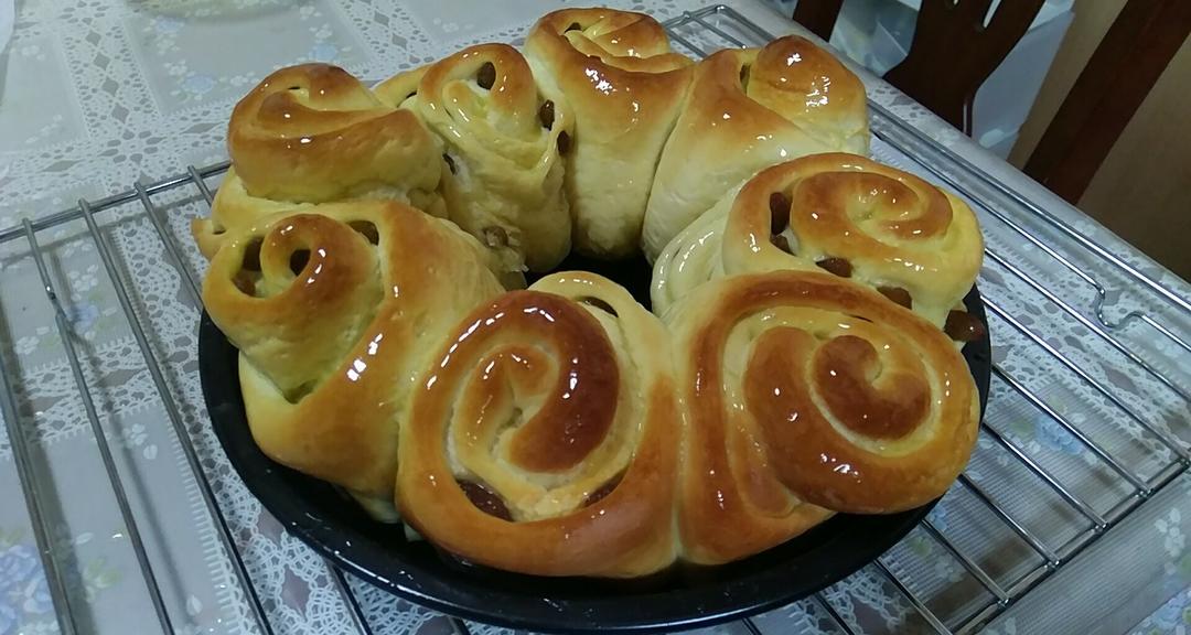 蜂蜜红提牛奶小面包