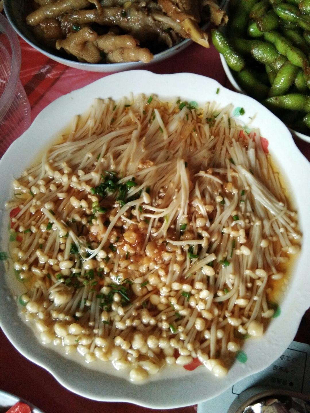 蒜蓉蒸金针菇