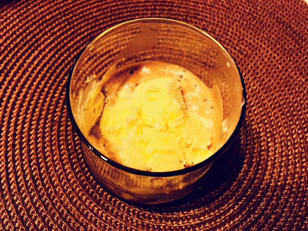 朗姆黑加仑冰淇淋 Rum Raisin Ice cream