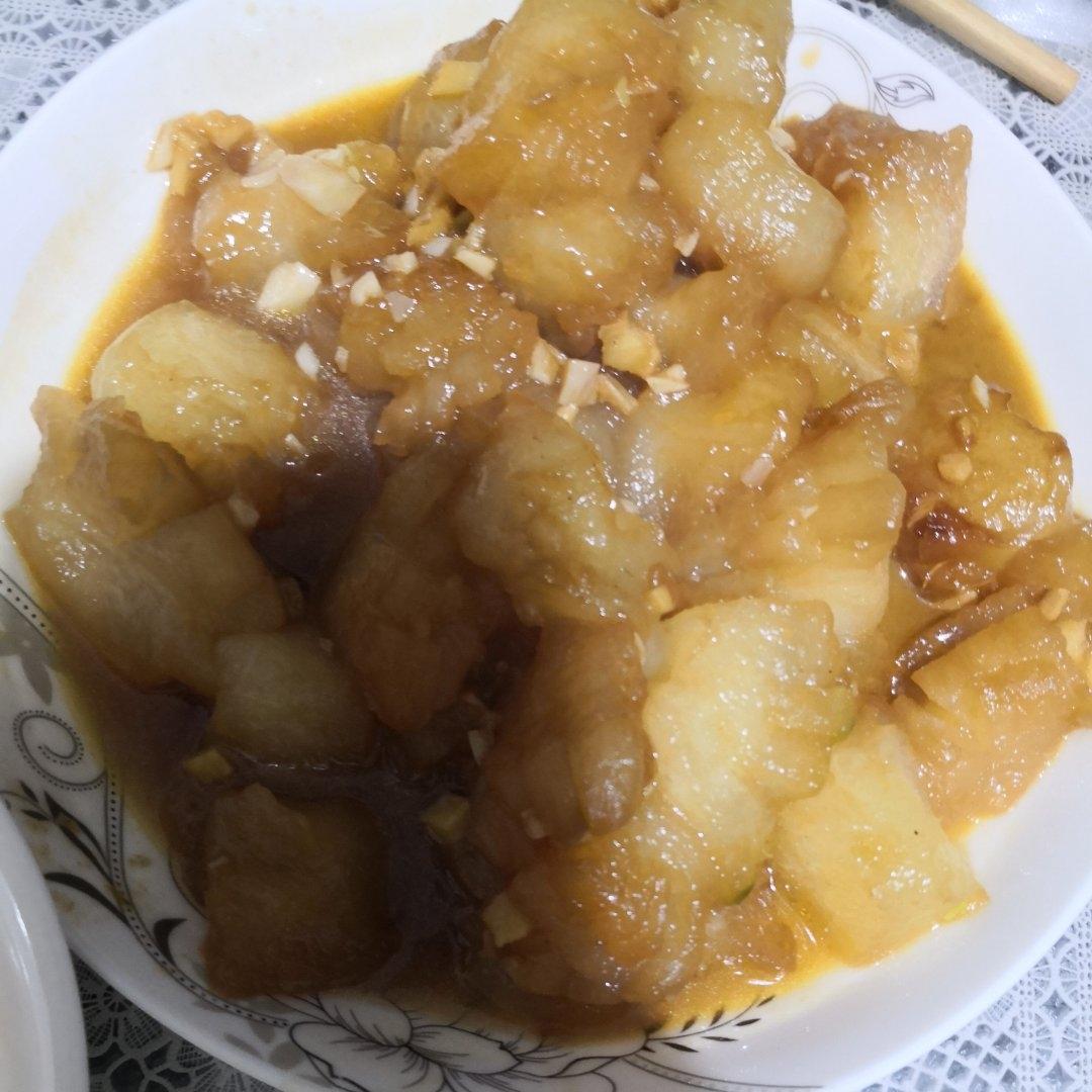 红烧冬瓜最完美做法，不加一滴水，瞬间秒杀红烧肉