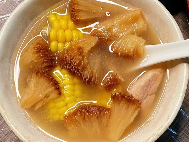 猴头菇养胃汤之第①篇 玉米的做法