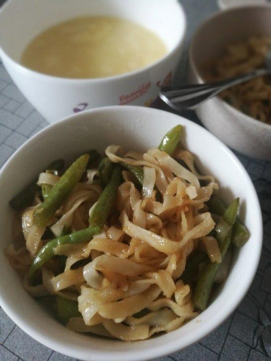 豆角焖面
