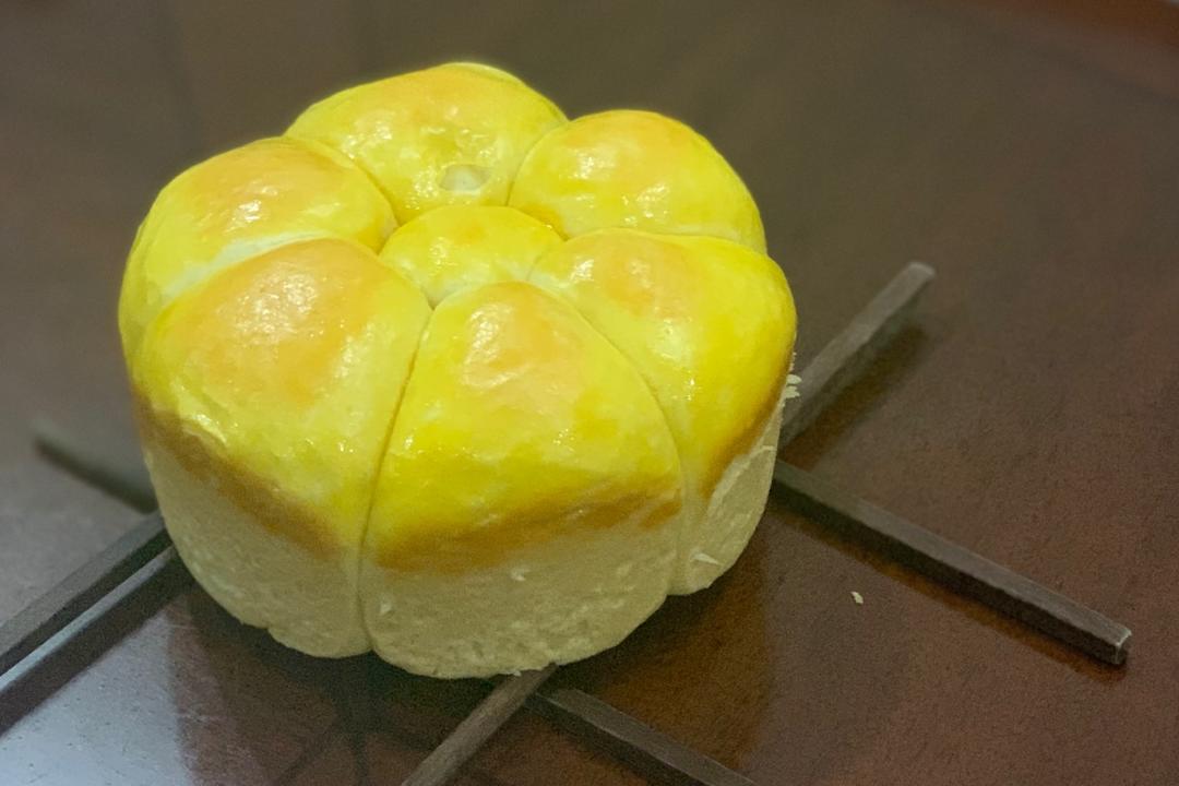 不用烤箱和高筋粉也可以做的蒸面包
