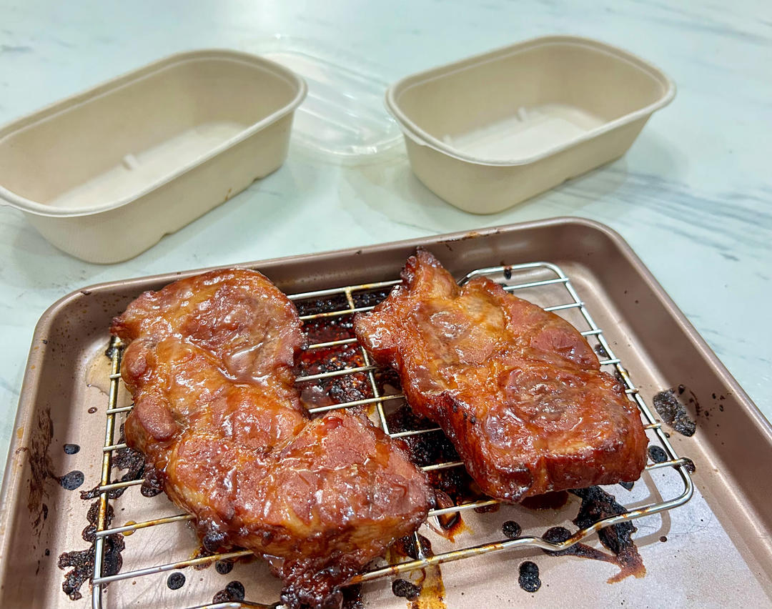 不加一滴水的电饭煲叉烧