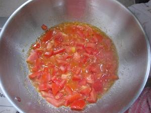秘制麻辣茄汁火锅的做法 步骤3