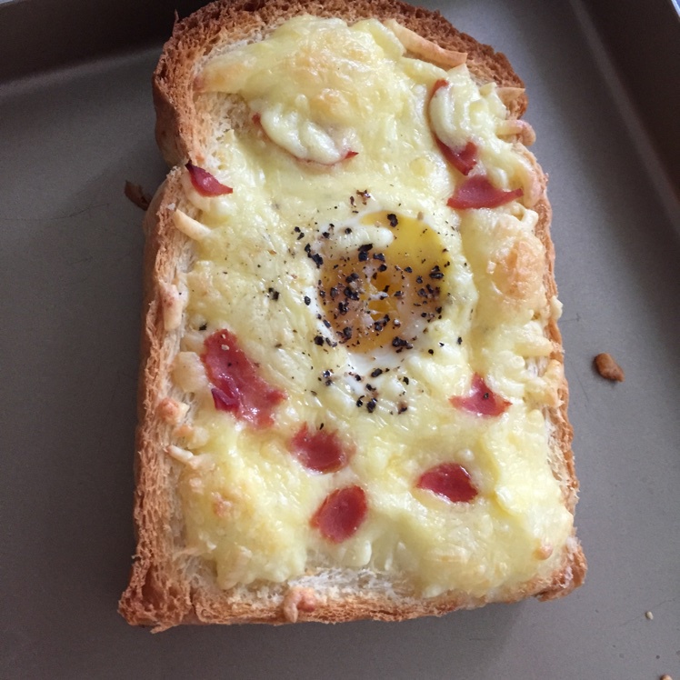 鸡蛋芝士烤吐司