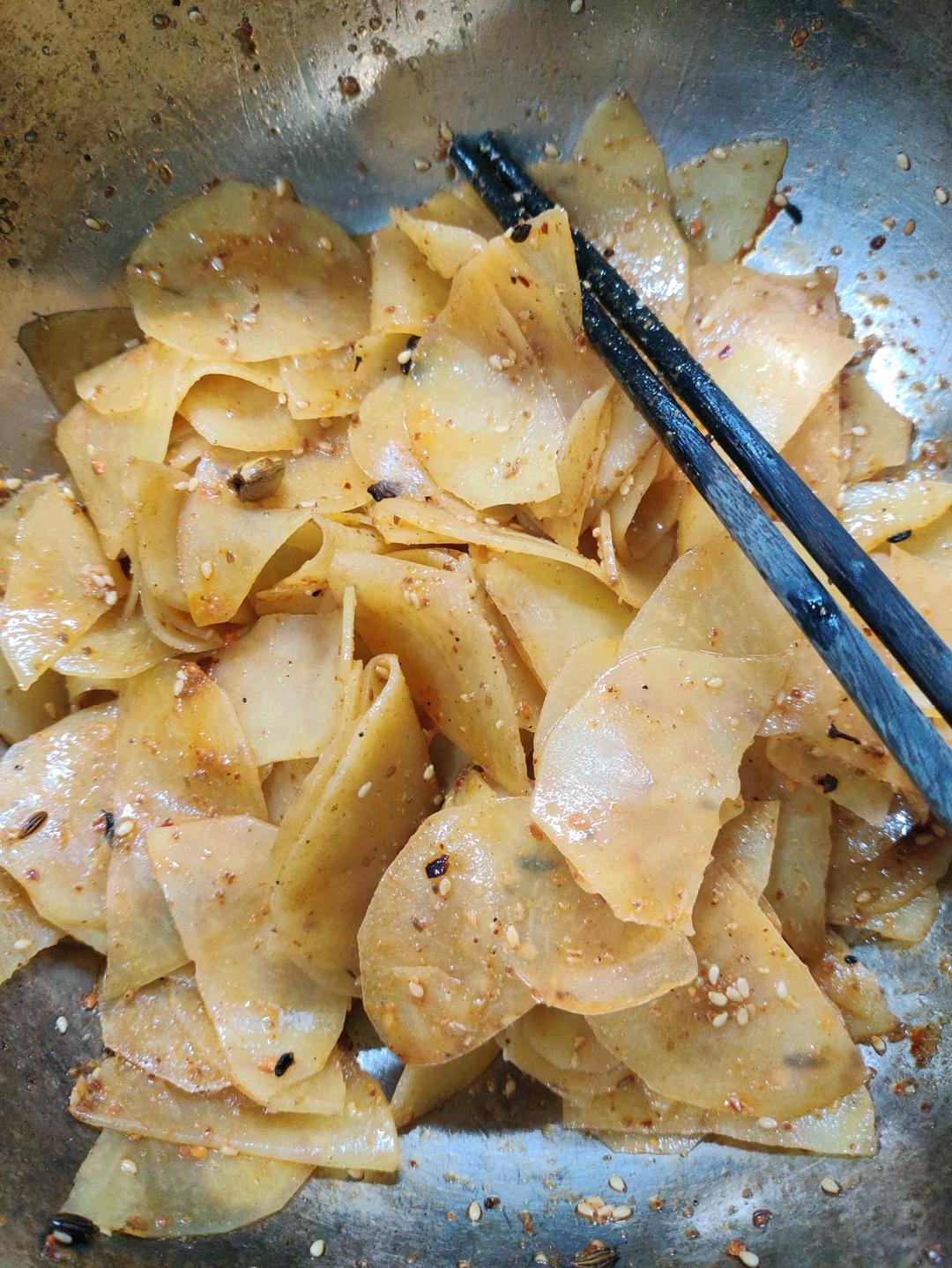 兰州风味麻辣土豆片（又名：通渭路土豆片、马三洋芋片）