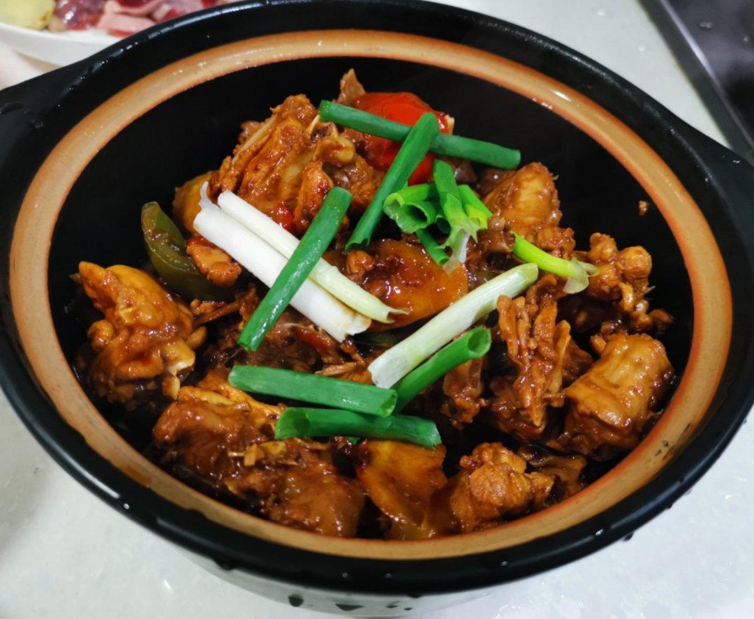 黄焖鸡米饭
