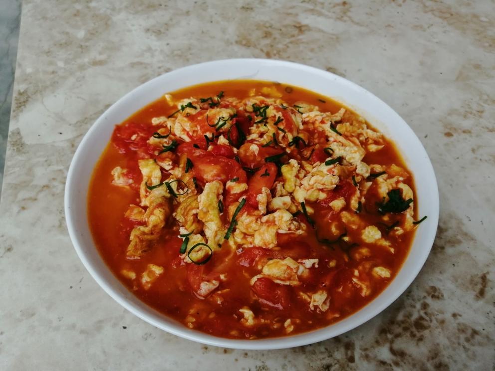 西红柿炒鸡蛋的做法