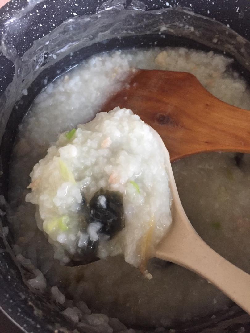 堂妈小厨——超好喝的皮蛋瘦肉粥