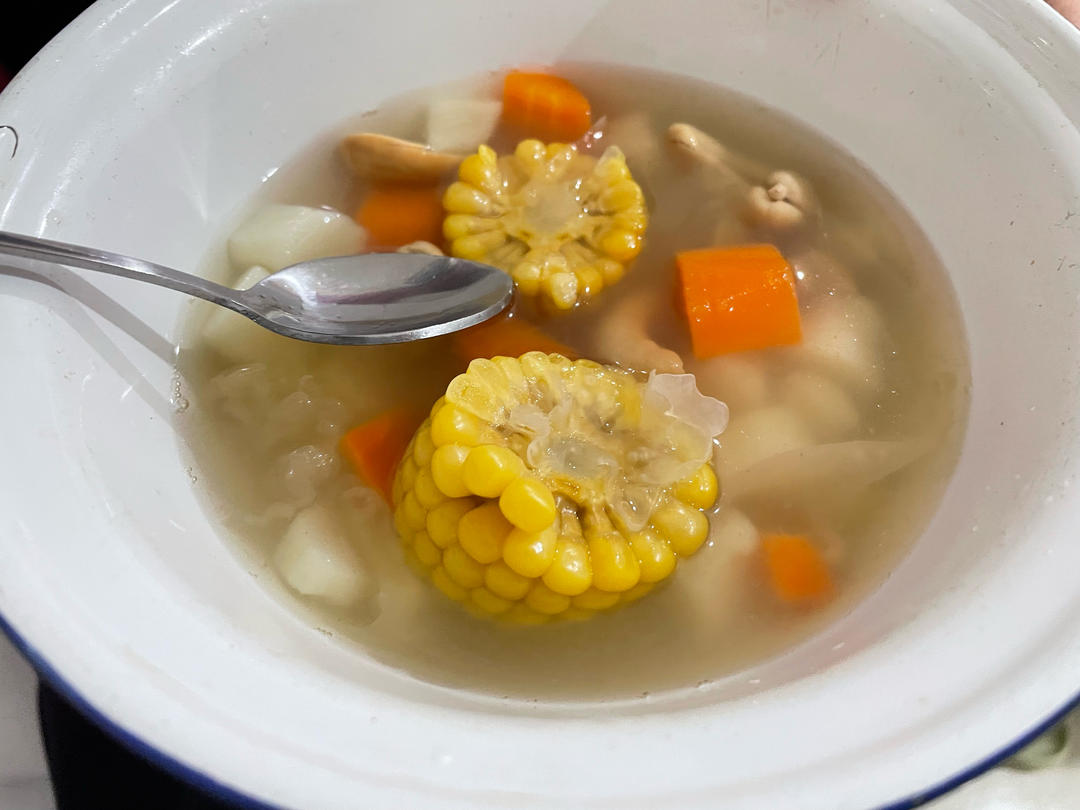 山药玉米养生汤