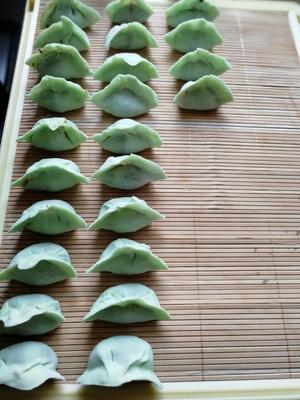 舌尖上的中国中的完美饺子皮的做法 步骤3