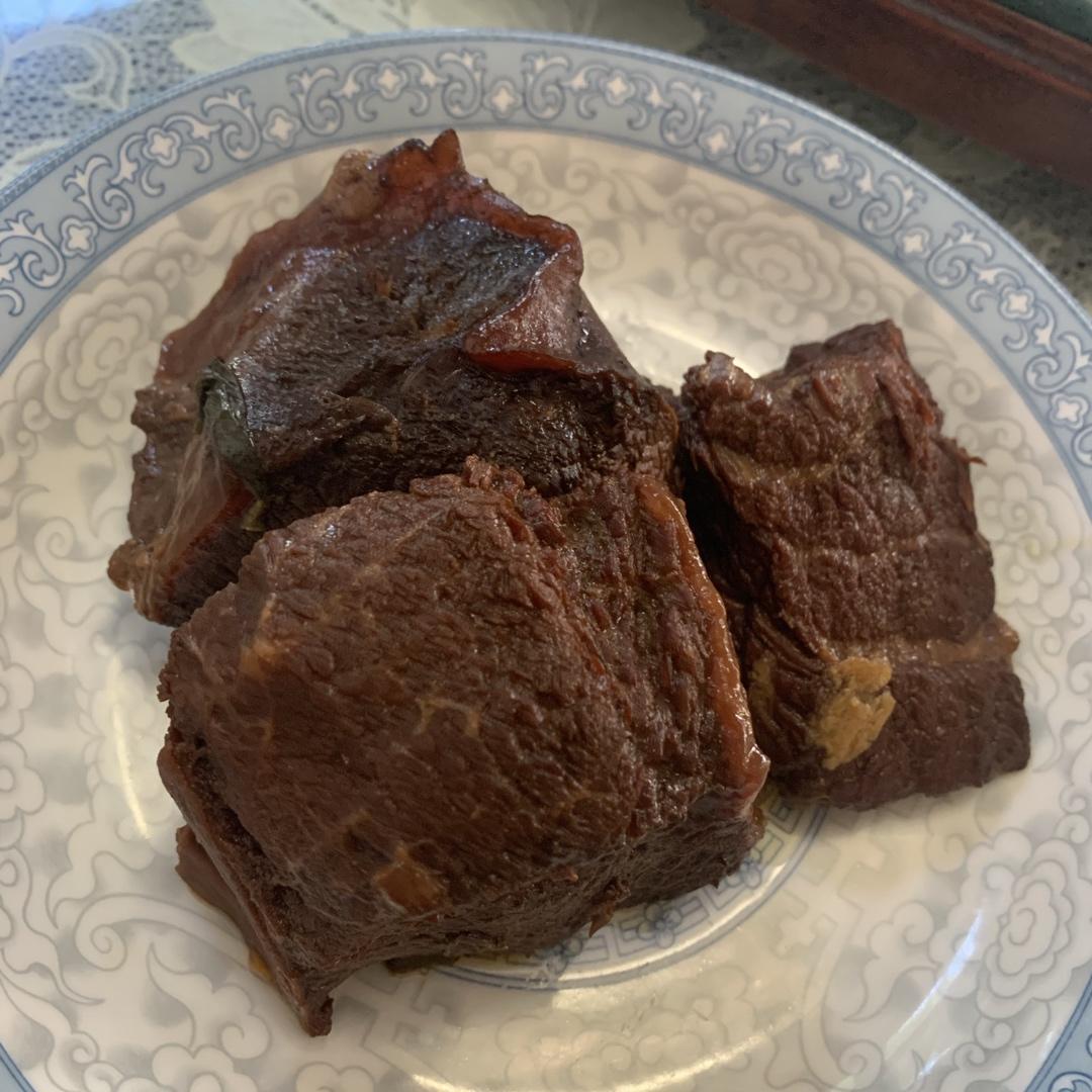 隔两周就要做一次的五香酱牛肉
