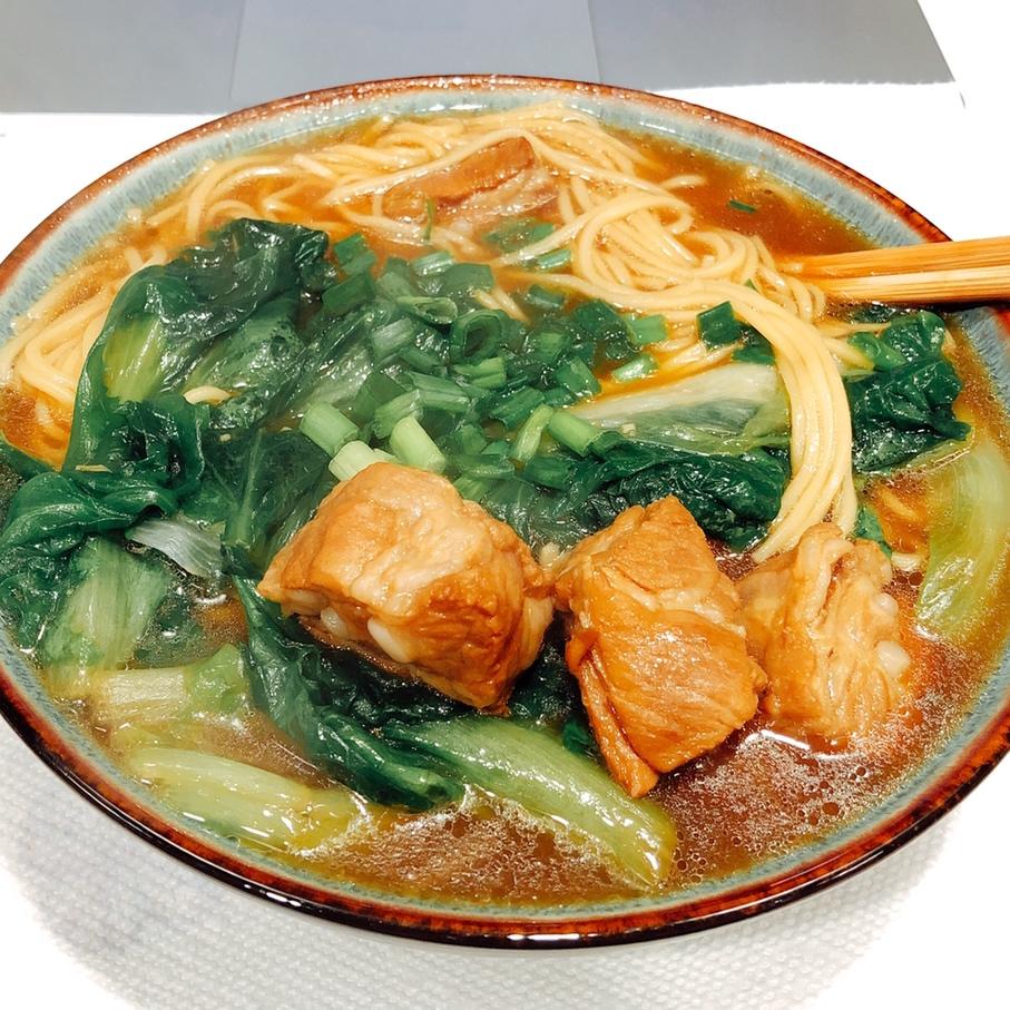 红烧排骨面